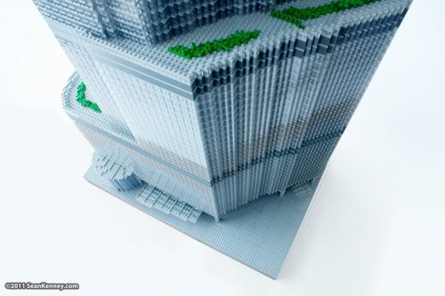 Небоскреб из LEGO
