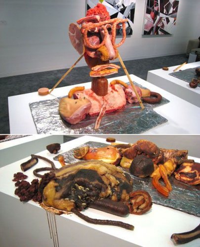 Выставка произведений искусства из мяса