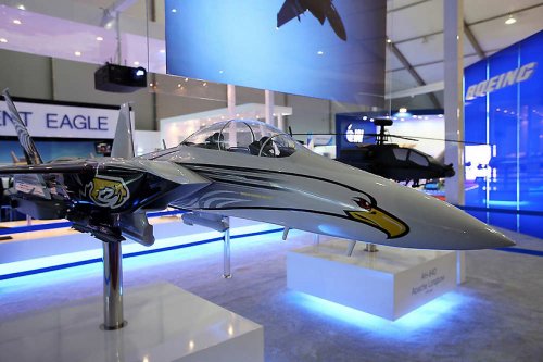 Международная аэрокосмическая и оборонная выставка Seoul ADEX-2011