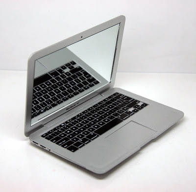 Миниатюрный MacBook Air