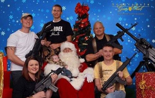 Санта и оружие