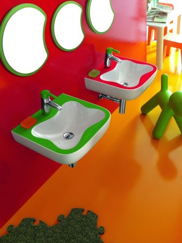 Креативная ванная комната для детей