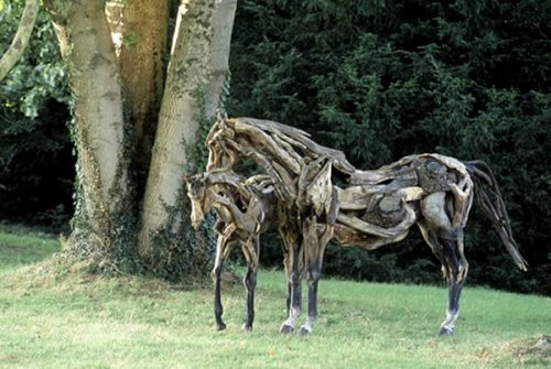 Удивительные скульптуры лошадей