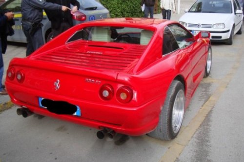 Бизнесмен, превративший свой Pontiac в Ferrari обвинен в нарушении патентных прав