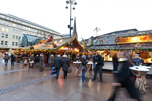 Рождественский рынок в Гамбурге