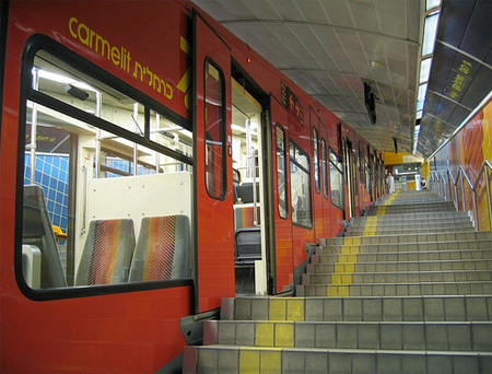 Кармелит - одна из самых коротких систем метро в мире