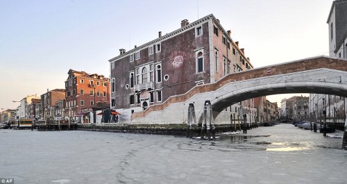 Замерзшие венецианские каналы