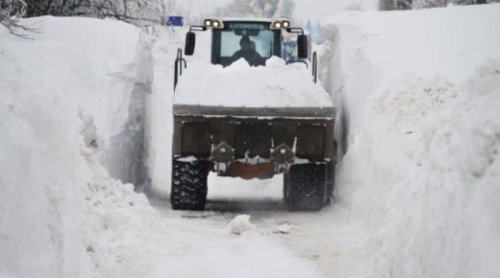 Румынская деревня погребена под 5-метровым слоем снега