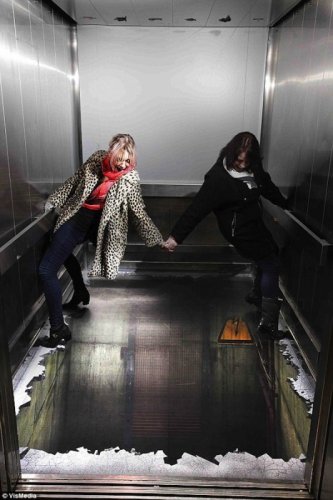 Лифт без дна в Лондоне