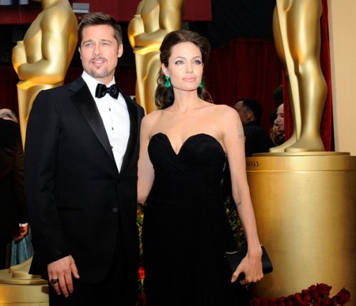 Анджелина Джоли на вручении Оскара в разные времена