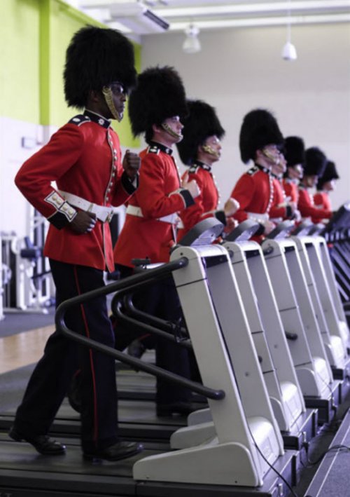 Подготовка лондонских гвардейцев к Олимпиаде