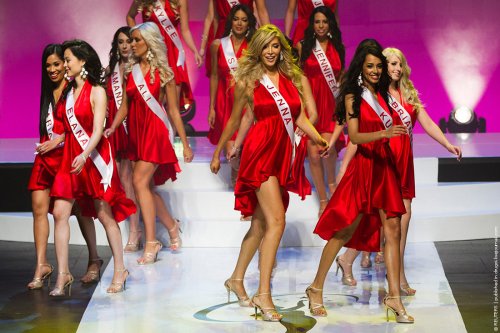 Дженна Талакова - трансгендер на конкурсе "Мисс Вселенная"