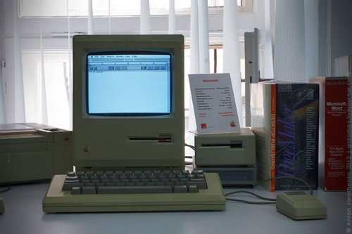 Музей техники Apple в Москве