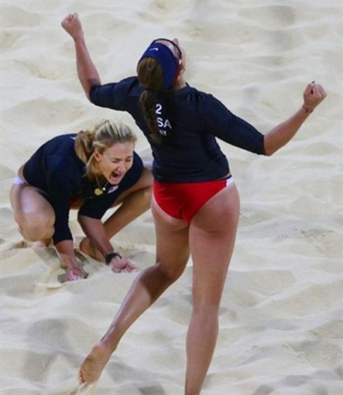 Женский пляжный волейбол (31 фото)