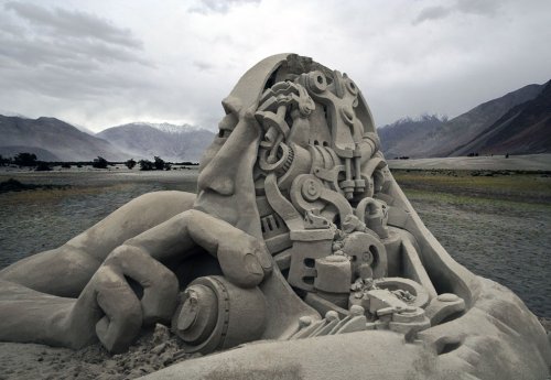 20 самых удивительных песчаных скульптур