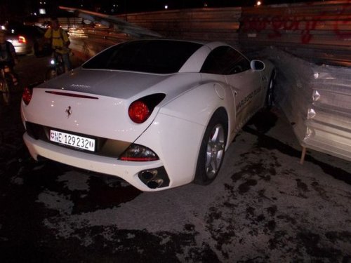 Самарская блондинка разбила Ferrari