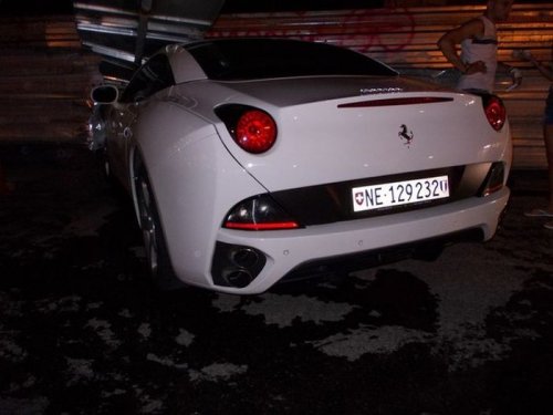 Самарская блондинка разбила Ferrari