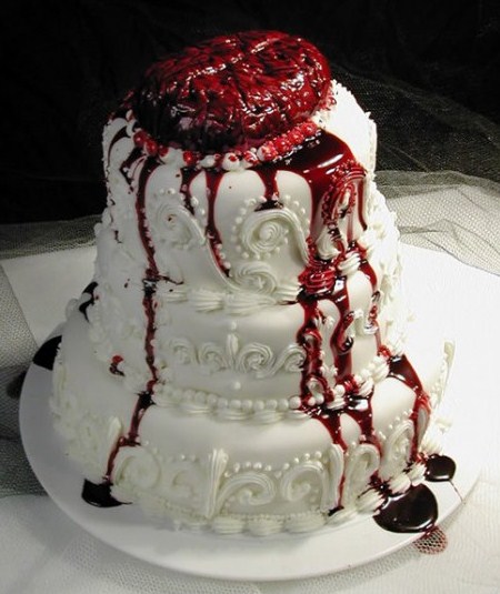 10 прикольных свадебных тортов на зомби-тематику