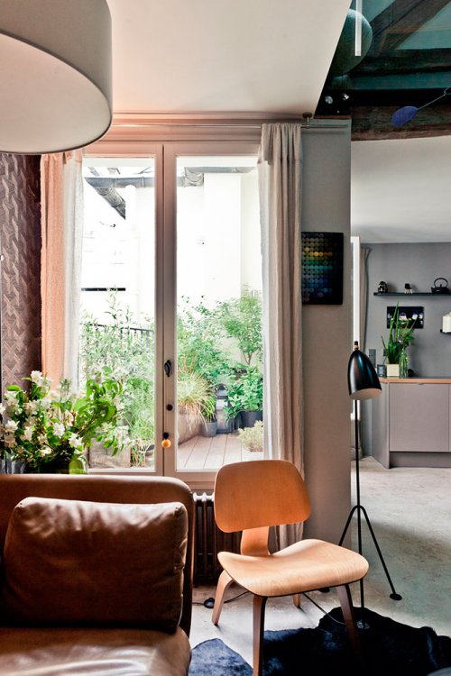 Апартаменты архитекторов, построенные на чердаке одного из парижских зданий