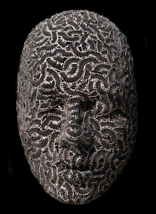 Удивительные маски, созданные Дэйлом Даннингом