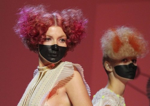 Лучшие образы благотворительного показа Alternative Hair Show 2012