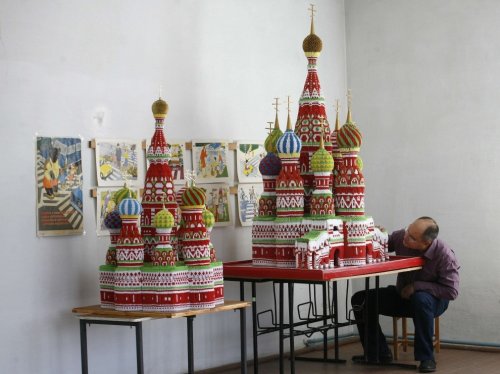 Бумажные модели соборов, сделанные талантливым Сергеем Тарасовым
