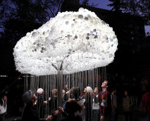 10 потрясающих инсталляций на открытом воздухе