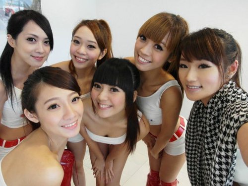 Симпатичные азиатки из социальных сетей (50 шт)