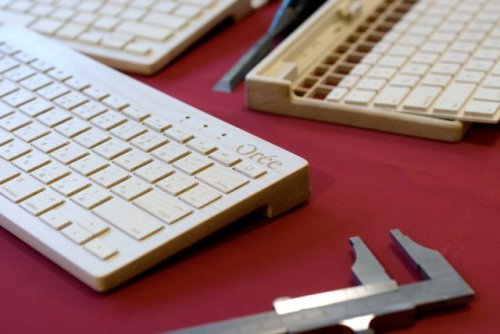 Беспроводная деревянная клавиатура от «Oree»