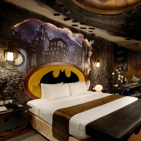 Гостиничный номер в стиле Бэтмена