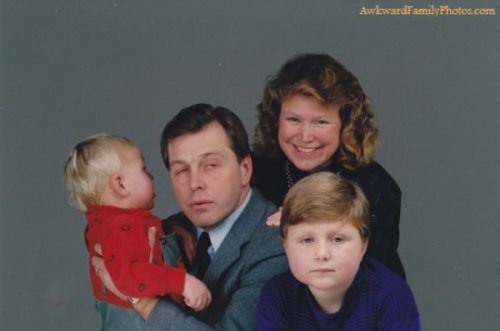 Странные и смешные семейные фотографии (35 фото)