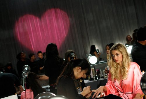 Фотоотчет с показа Victoria's Secret 2012
