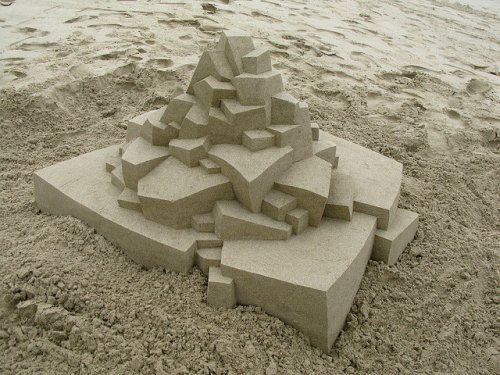 Геометрические песочные замки от Калвина Зиберта