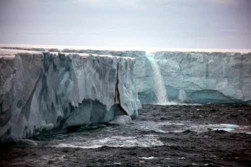 Восхитительная красота ледников и водопадов Свальбарда