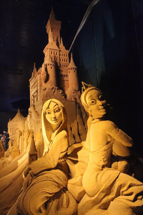 Сказочные песчаные скульптуры на фестивале в Бланкенберге