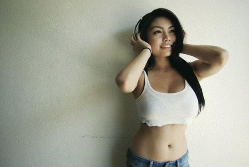 Сексуальные азиатки (35 фото)