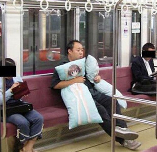 Странные люди в общественном транспорте (29 фото)
