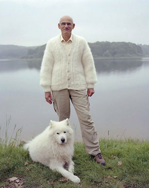 Теплый свитер из шерсти собственной собаки (9 фото)