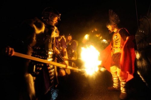Апхеллио – огненный фестиваль викингов (14 фото)
