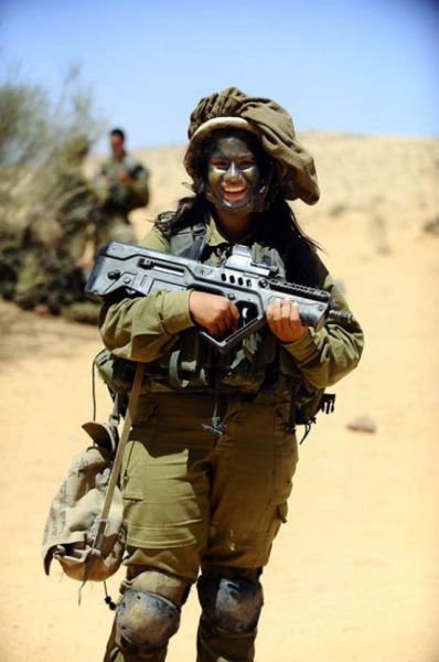 Девушки израильской армии (34 фото)