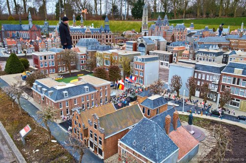 Madurodam – интерактивный парк миниатюр в Нидерландах (25 фото)