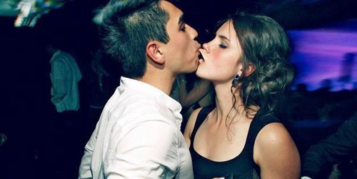Не самые удачные поцелуи (18 фото)