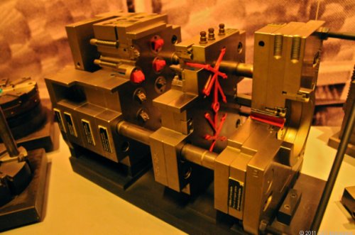 Процесс производства конструктора LEGO (31 фото)