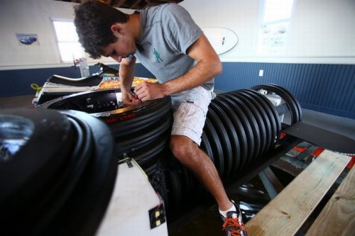 18-летний парень соорудил подводную лодку (6 фото)