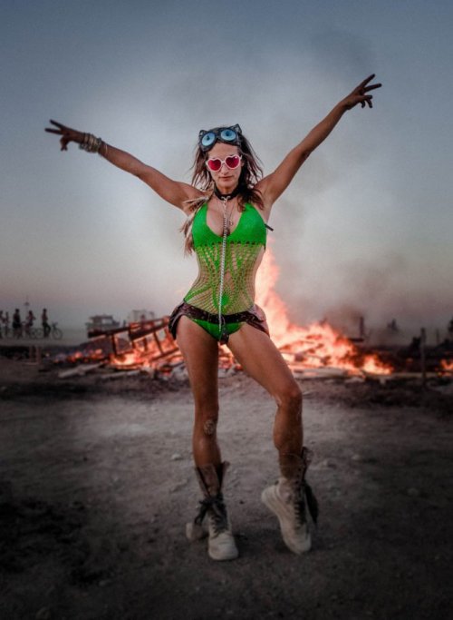 Самые яркие участницы, побывавшие на фестивале Burning Man (25 фото)