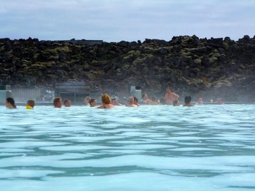 Голубая Лагуна – геотермальный спа-центр в Исландии (8 фото)