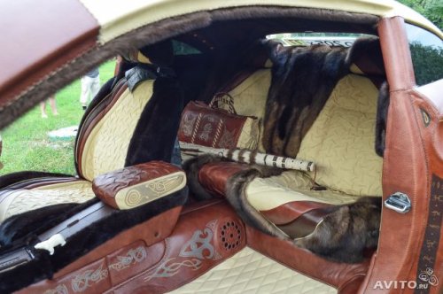 Продаётся единственный в своём роде автомобиль, полностью покрытый кожей канадского бизона