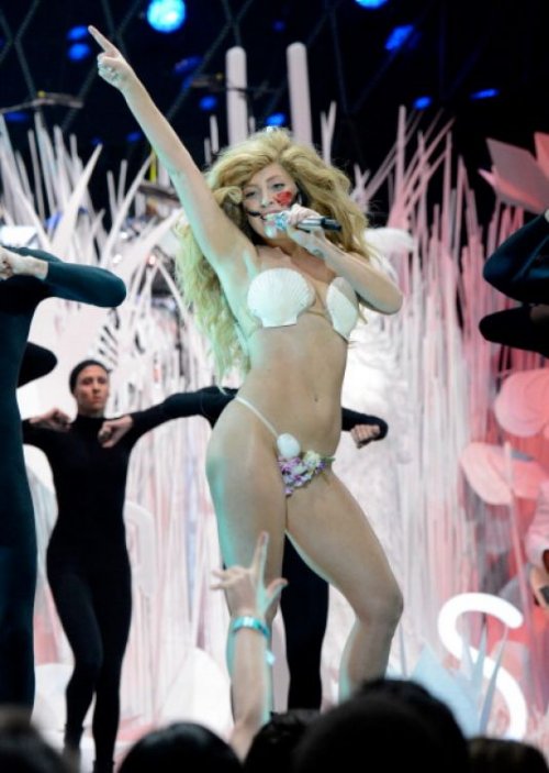 Майли Сайрус и Леди Гага на MTV VMA 2013 (24 фото)