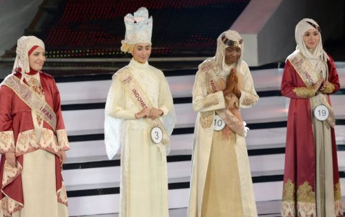 В Джакарте состоялся конкурс красоты "Мисс мусульманка 2013" (24 фото)