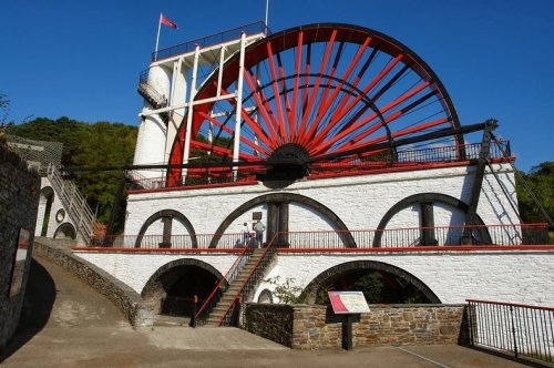 Колесо Лакси: самое большое функционирующее водоподъёмное колесо в мире (14 фото)